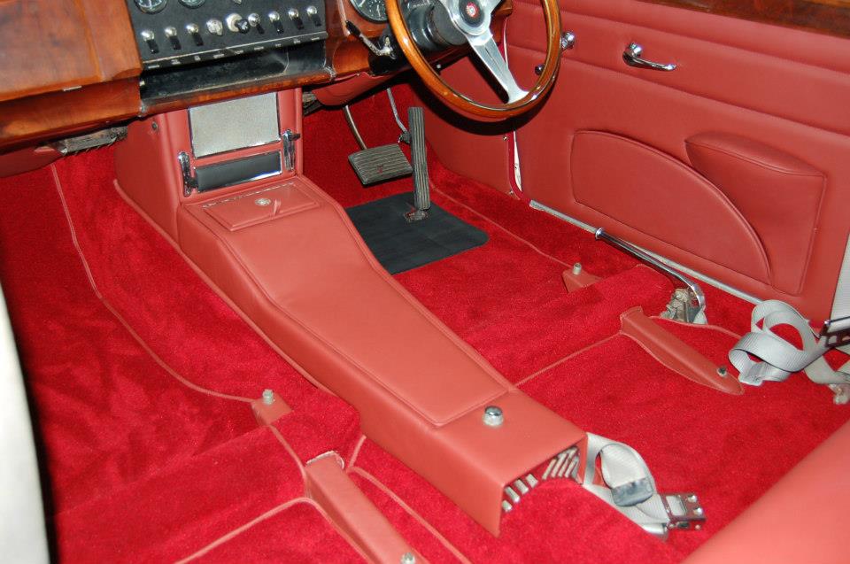 Jaguar MK2 (1968) - Moquette et console centrale